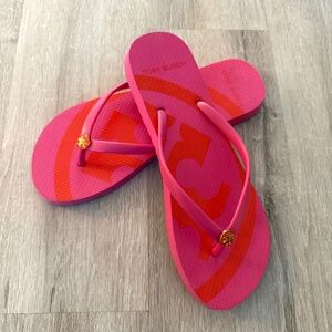 Tory Burch Women’s orange & Pink Modern Flip Flop Sandal Size 7